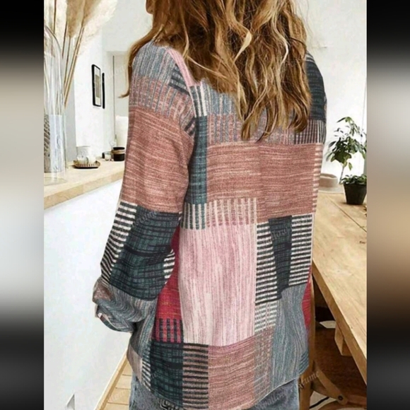 Women's Contrast Color Block & Button Print Long Sleeve Casual Retro Shirt - Picture 4 of 5